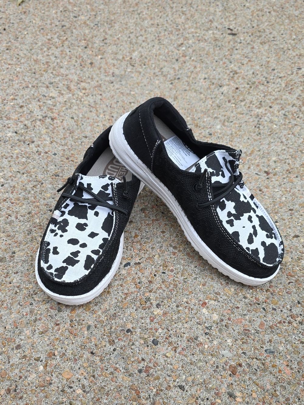 Hey Dude Wendy Boho Black & White Cow Wild Shoes Size 5